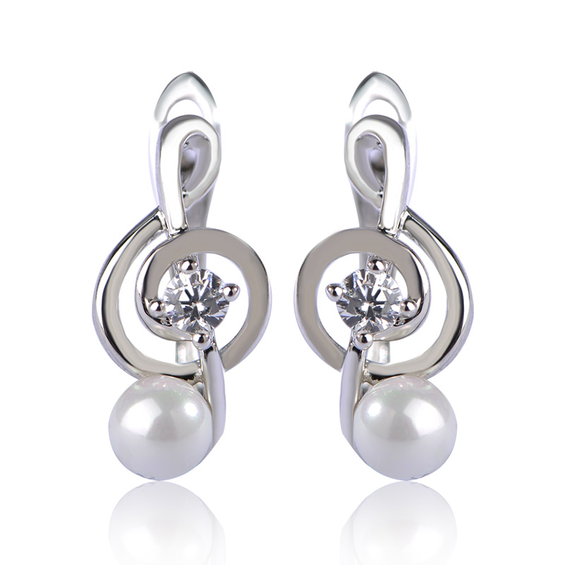 Zircon & Faux Pearl Treble Clef Earrings