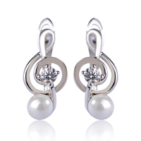 Zircon & Faux Pearl Treble Clef Earrings