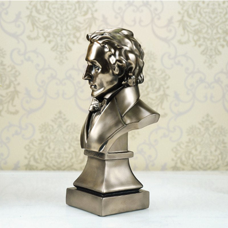 Frédéric Chopin Statue