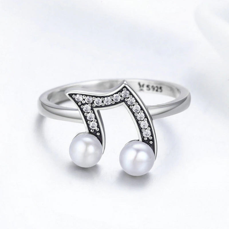Dazzling Pearl Eighth Note Silver Ring
